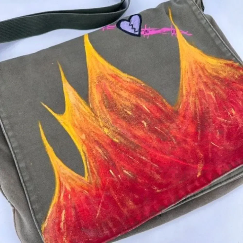 Vintage Y2K Gap Canvas Handpainted Fire Print Crossbody Messenger Bag‎ Green